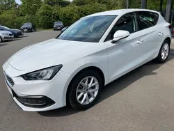 Weiß Gebraucht 2024 Seat Leon Style Limousine | 22.980 € (Guter Preis)