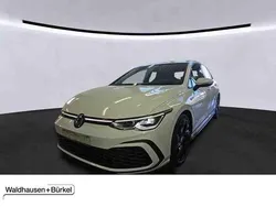 Pure white Gebraucht 2023 VW Golf VIII GTI Limousine | 31.950 € (Fairer Preis)