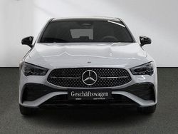 Gebraucht 2025 Mercedes CLA200 Shooting Brake Kombi | 39.769 €