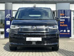 Deep black perleffekt Gebraucht 2024 VW T7 Style Van | 53.750 € (Guter Preis)