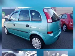 Grün Gebraucht 2003 Opel Meriva Van / Kleinbus | 1.950 € (Etwas zu teuer)