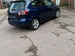 Blau Gebraucht 2010 VW Golf Plus Cross Comfortline Van / Kleinbus | 4.399 € (Guter Preis)