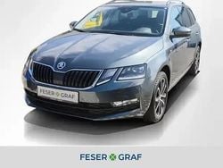 Quarzgrau metallic Gebraucht 2020 Skoda Octavia Ambition SUV | 17.440 € (Guter Preis)