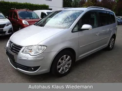 Silber Gebraucht 2009 VW Touran Highline Van / Kleinbus | 9.999 € (Teuer)