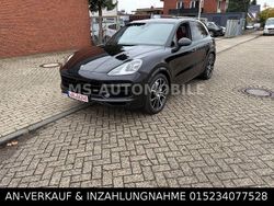 Schwarz Gebraucht 2018 Porsche Cayenne Turbo Chrono SUV | 48.900 €