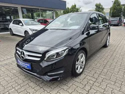 Schwarz Gebraucht 2016 Mercedes B180 Urban Van / Kleinbus | 16.690 € (Fairer Preis)