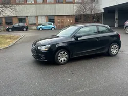 Schwarz Gebraucht 2012 Audi A1 Attraction Kleinwagen | 3.950 € (Superpreis)