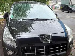 Schwarz Gebraucht 2010 Peugeot 3008 Kombi | 3.000 € (Guter Preis)