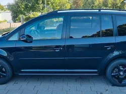 Schwarz Gebraucht 2013 VW Touran Van / Kleinbus | 6.999 € (Fairer Preis)