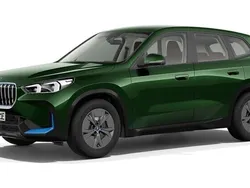 Grün Gebraucht 2024 BMW iX1 SUV | 44.132 € (Fairer Preis)