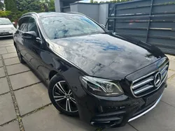 Schwarz Gebraucht 2018 Mercedes E250 AMG Kombi | 26.500 € (Fairer Preis)