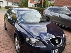 Blau Gebraucht 2008 Seat Leon Reference Limousine | 1.400 € (Superpreis)