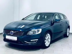 Blau Gebraucht 2015 Volvo V60 Momentum Kombi | 9.780 € (Superpreis)