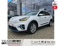 Weiss Gebraucht 2020 Kia e-Niro Spirit SUV | 21.490 € (Fairer Preis)