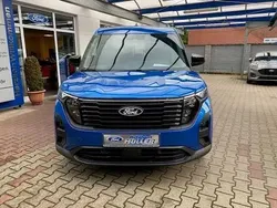 Blau (desertblaumet.) Gebraucht 2024 Ford Tourneo Courier Titanium Van / Kleinbus | 22.780 € (Superpreis)