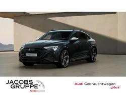 Mythosschwarz metallic Gebraucht 2024 Audi SQ8 Sportback e-tron Ambiente SUV | 82.480 €