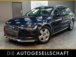 Mondscheinblau metallic Gebraucht 2013 Audi A6 Allroad Performance Kombi | 31.990 €