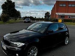 Schwarz Gebraucht 2011 BMW 118 M Sport Kleinwagen | 3.999 € (Fairer Preis)