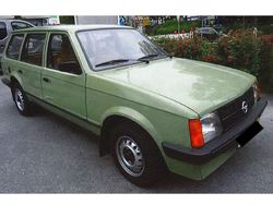 Grün Gebraucht 1983 Opel Kadett Kombi | 7.500 €