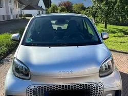 Grau Gebraucht 2020 Smart ForTwo Electric Drive Coupé | 10.250 € (Etwas zu teuer)