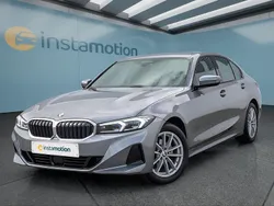 Grau Gebraucht 2024 BMW 320 Limousine | 39.749 € (Fairer Preis)