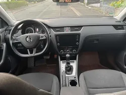 Schwarz Gebraucht 2020 Skoda Octavia Ambition Kombi | 13.990 € (Superpreis)