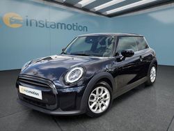 Schwarz Gebraucht 2023 Mini Cooper Kleinwagen | 25.549 € (Etwas zu teuer)