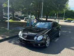 Schwarz Gebraucht 2008 Mercedes E320 AMG Limousine | 11.500 € (Teuer)