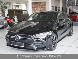 Schwarz Gebraucht 2020 Mercedes CLA35 AMG Shooting Brake AMG Kombi | 35.980 € (Guter Preis)
