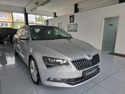 Silber Gebraucht 2015 Skoda Superb Style Limousine | 11.558 €