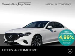 Weiß Gebraucht 2023 Mercedes E220 Advanced Limousine | 44.690 € (Superpreis)