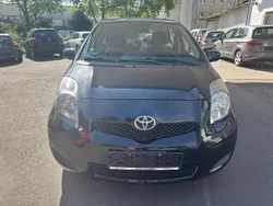 Schwarz Gebraucht 2011 Toyota Yaris Cool Kleinwagen | 4.499 € (Fairer Preis)