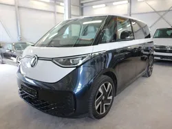 Candyweiß/ starlight blue met Gebraucht 2022 VW ID. Buzz Pro Van | 42.900 € (Guter Preis)
