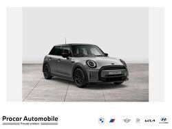 Moonwalk grey () Gebraucht 2022 Mini Cooper Kleinwagen | 25.890 € (Etwas zu teuer)