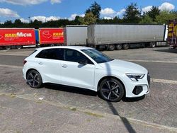 Weiß Gebraucht 2021 Audi A3 e-tron S-Line Kleinwagen | 24.500 € (Fairer Preis)