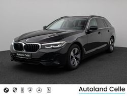 Schwarz 2668schwarz Gebraucht 2022 BMW 520 Sport Line Limousine | 28.999 € (Superpreis)