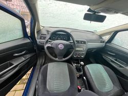 Blau Gebraucht 2006 Fiat Punto Kleinwagen | 1.500 €