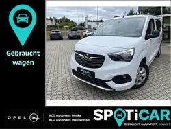 Jade weiß Gebraucht 2022 Opel Combo Life Ultimate Van / Kleinbus | 20.900 € (Guter Preis)