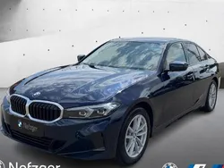 Blau Gebraucht 2024 BMW 318 Comfort Edition Limousine | 35.900 € (Fairer Preis)