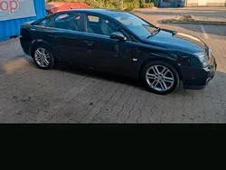 Schwarz Gebraucht 2002 Opel Vectra Limousine | 300 €