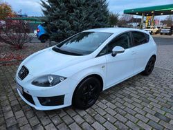 Weiß Gebraucht 2012 Seat Leon Limousine | 7.800 € (Fairer Preis)
