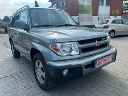 Grau Gebraucht 2003 Mitsubishi Pajero SUV | 7.990 € (Teuer)