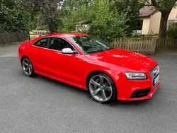 Rot Gebraucht 2010 Audi RS5 Coupé | 33.400 € (Fairer Preis)