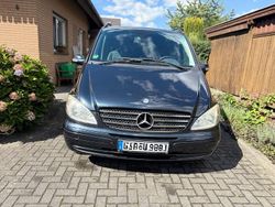 Schwarz Gebraucht 2007 Mercedes Viano Van / Kleinbus | 7.999 € (Fairer Preis)