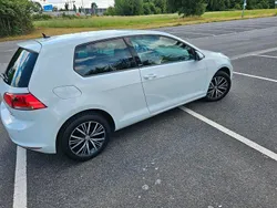Weiß Gebraucht 2017 VW Golf Allstar Coupé | 13.750 €
