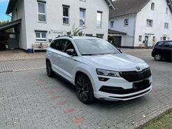 Weiß Gebraucht 2021 Skoda Karoq SportLine SUV | 28.300 € (Guter Preis)
