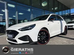Weiss Gebraucht 2022 Hyundai i30 N Line Limousine | 19.890 € (Fairer Preis)
