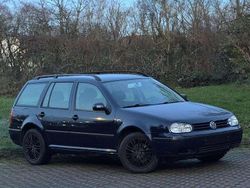 Grau Gebraucht 2001 VW Golf IV Kombi | 2.500 € (Fairer Preis)