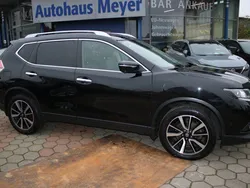 Schwarz Gebraucht 2017 Nissan X-Trail Visia SUV | 10.980 € (Teuer)