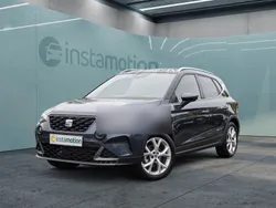 Grau Gebraucht 2024 Seat Arona FR SUV | 19.390 € (Fairer Preis)